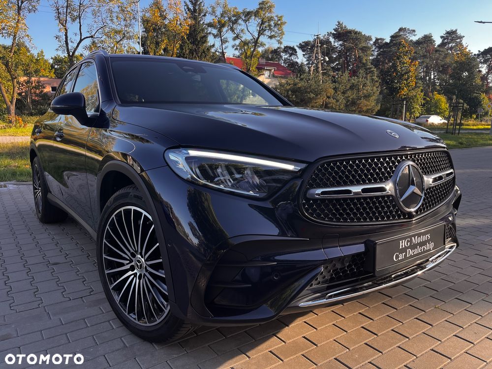 Mercedes-Benz GLC 300 4Matic 9G-TRONIC AMG Line Advanced - 19