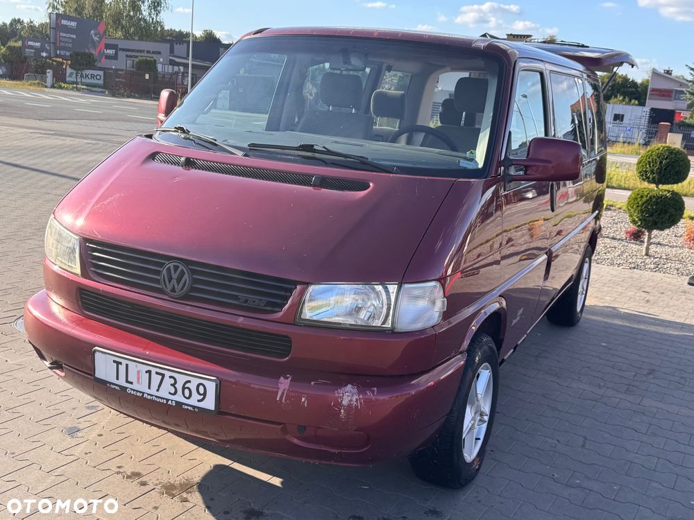 Volkswagen Caravelle - 2
