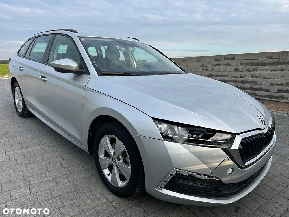 Skoda Octavia 2.0 TDI Ambition DSG - 3