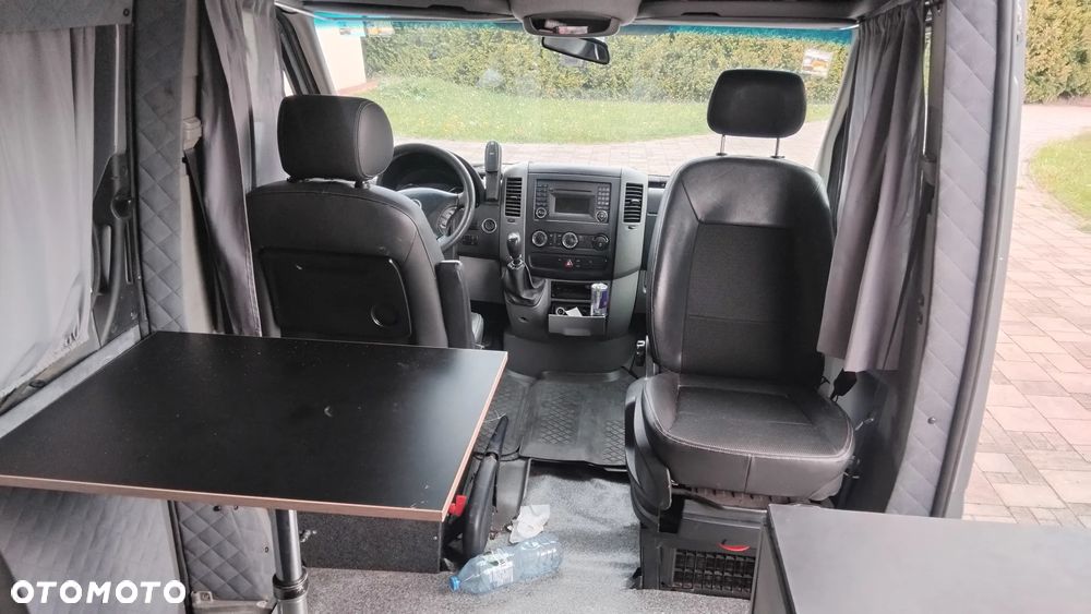 Mercedes-Benz Sprinter - 9