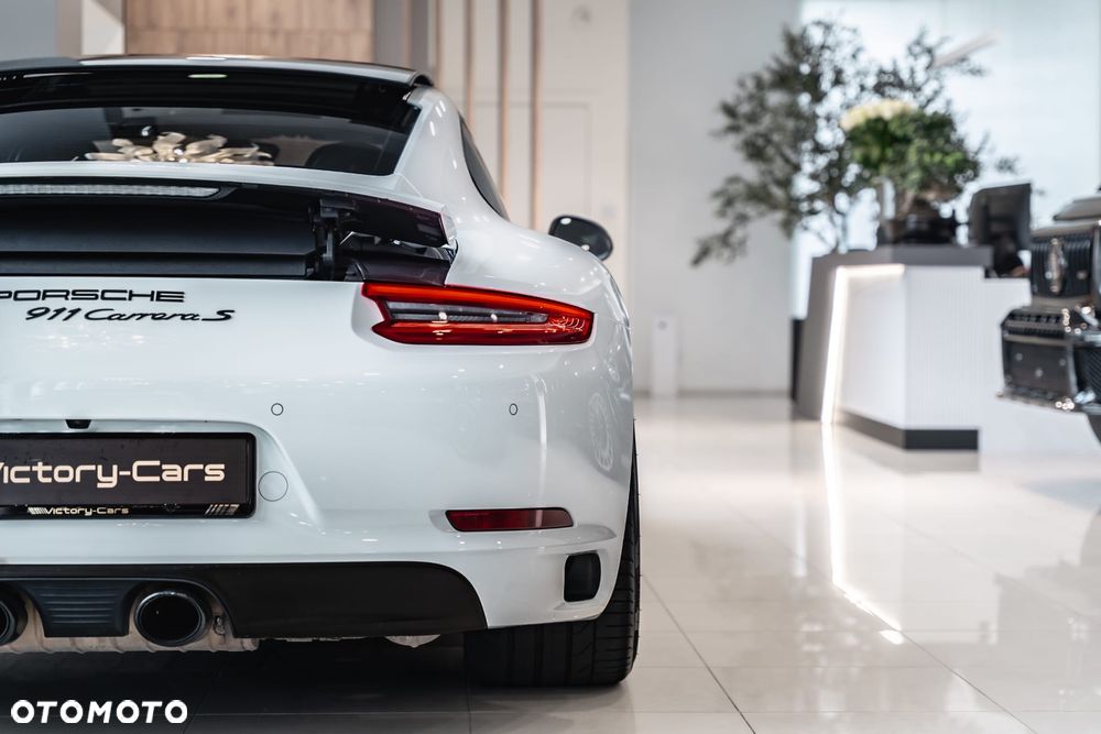 Porsche 911 Carrera S PDK - 10