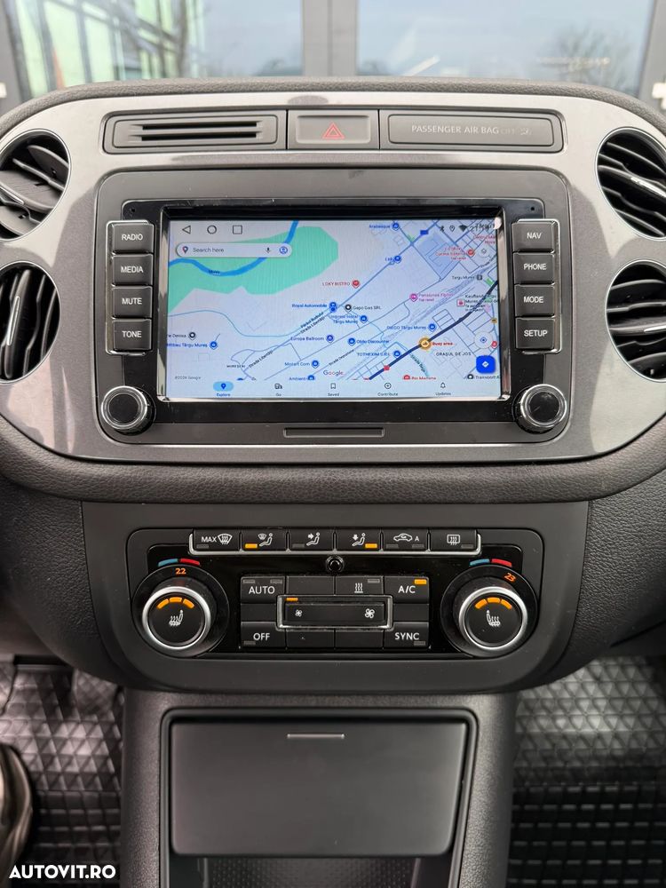 Volkswagen Tiguan 2.0 TDI DPF 4Motion BlueMotion Technology Track & Style - 22