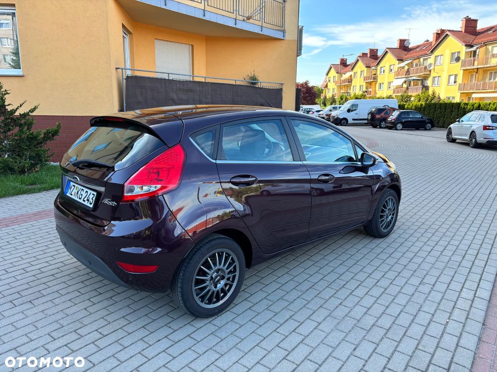 Ford Fiesta 1.25 Titanium EU5 - 15