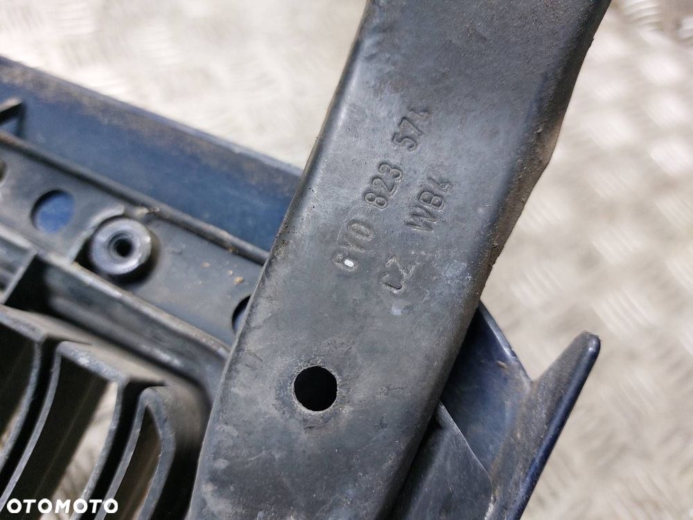 GRILL ATRAPA CHŁODNICY + ZAMEK MASKI SKODA FABIA I 6Y0853668 6Y0823574 - 4