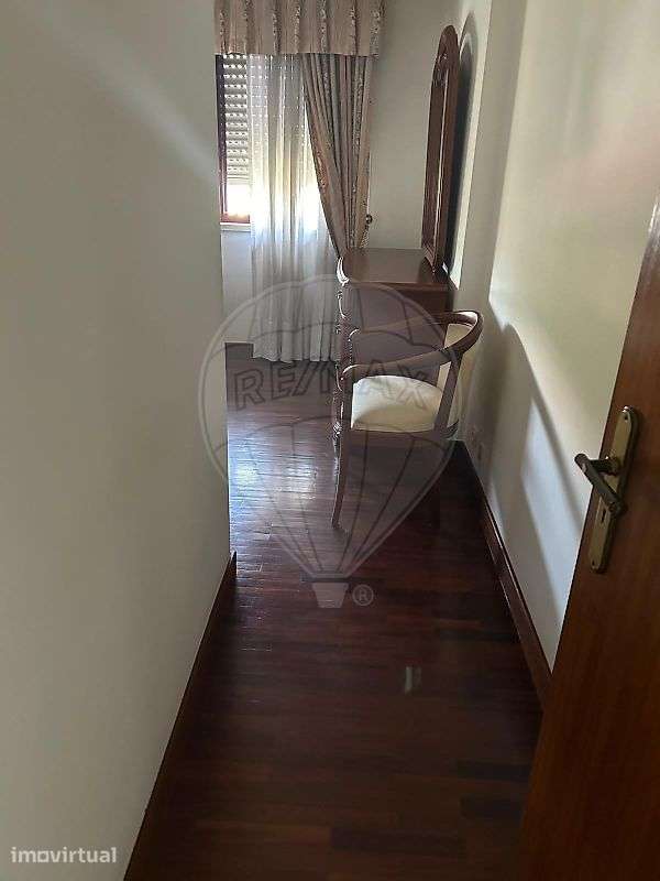 Apartamento T2 para arrendamento - Grande imagem: 2/11