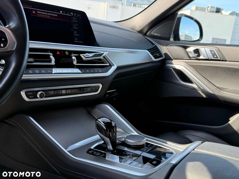 BMW X6 M50i - 9