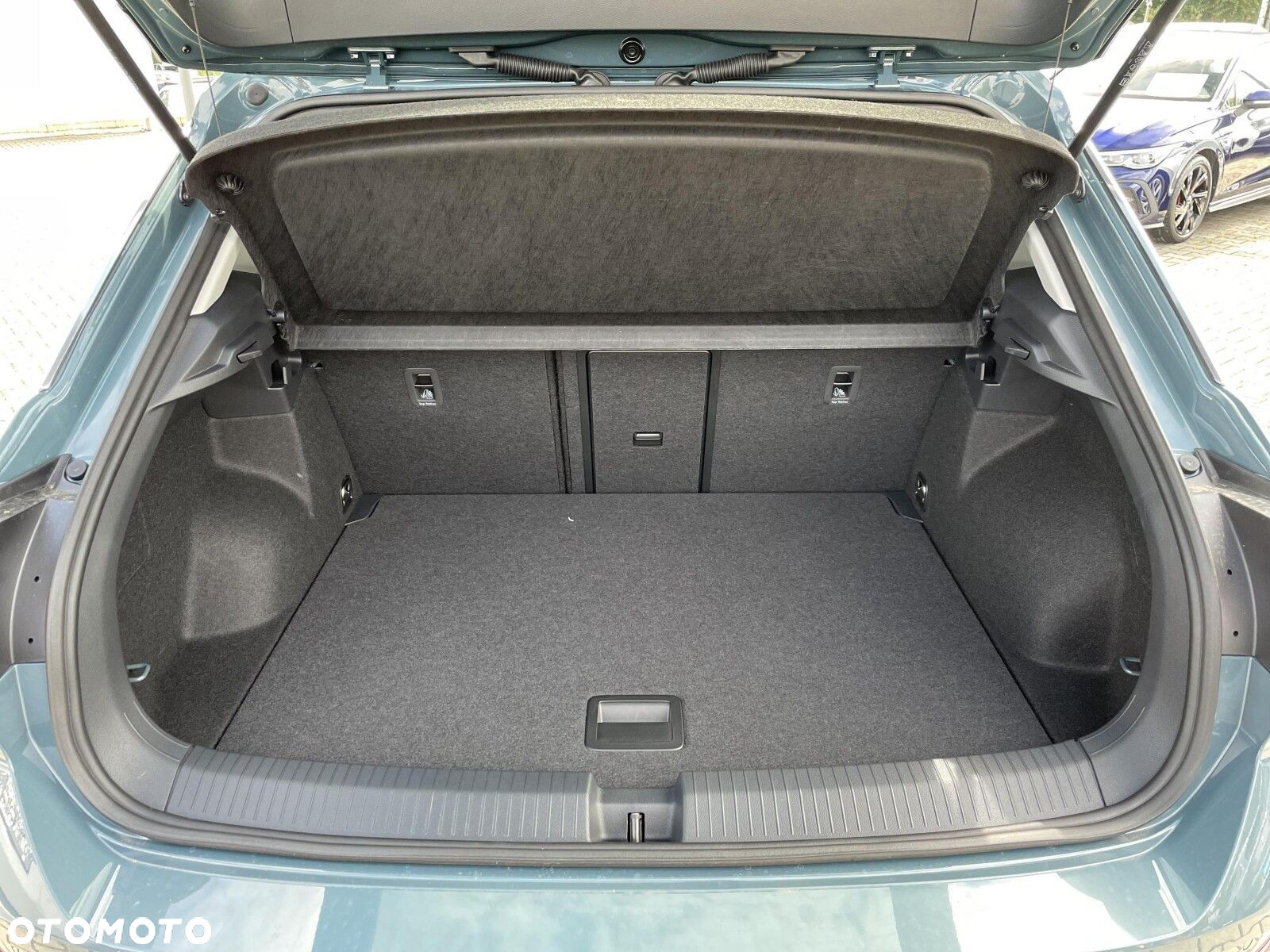 Volkswagen T-Roc - 5