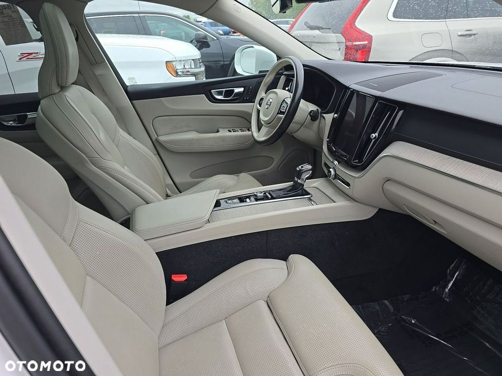 Volvo XC 60 T5 AWD Inscription - 9
