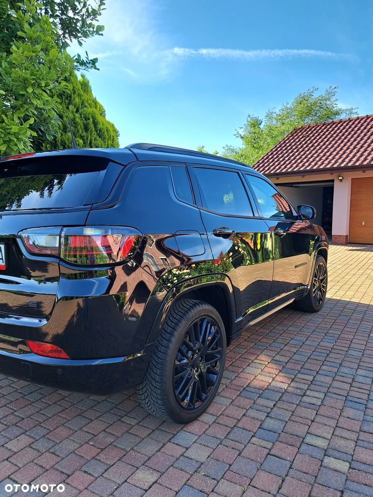 Jeep Compass - 4