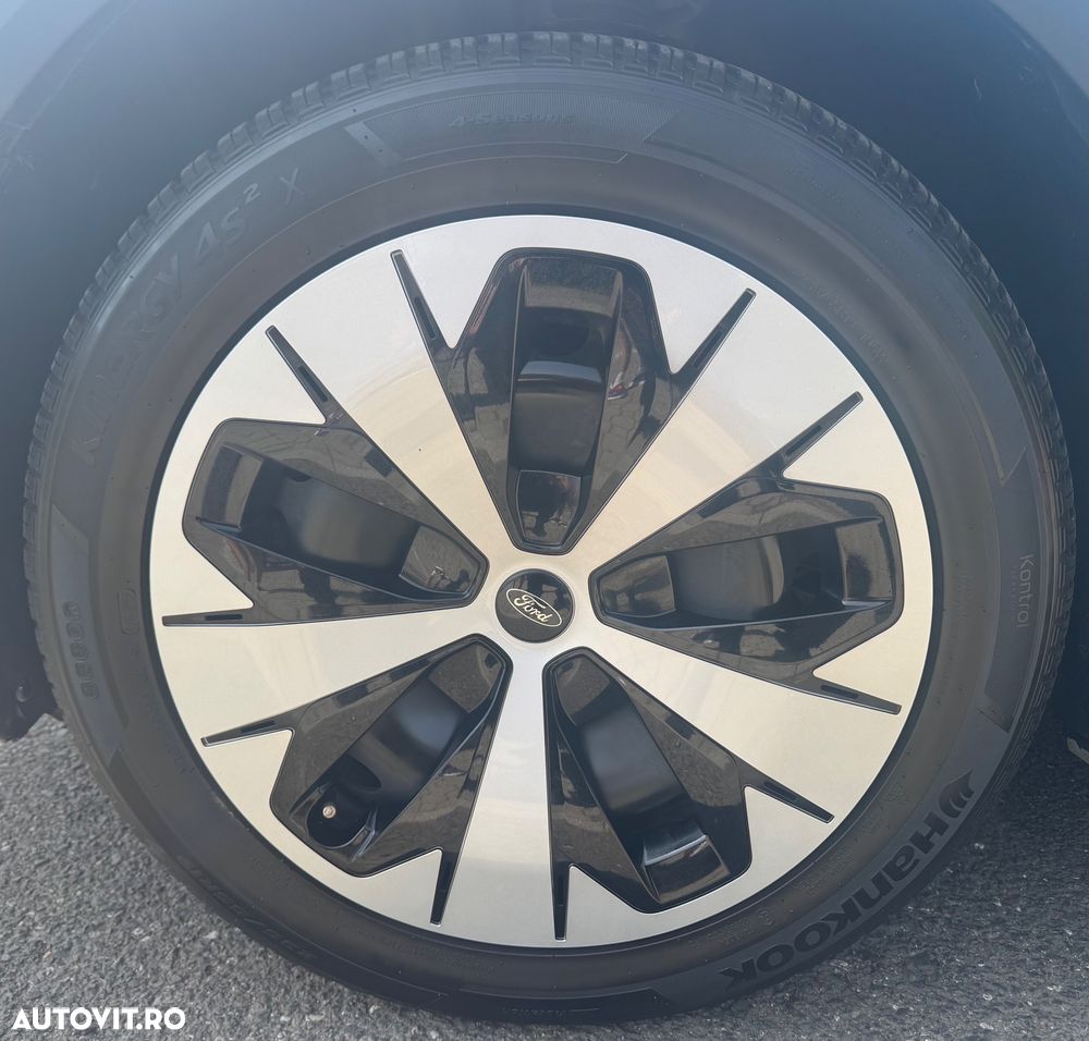 Ford Explorer RWD 52 kWh Standard Range Style - 11