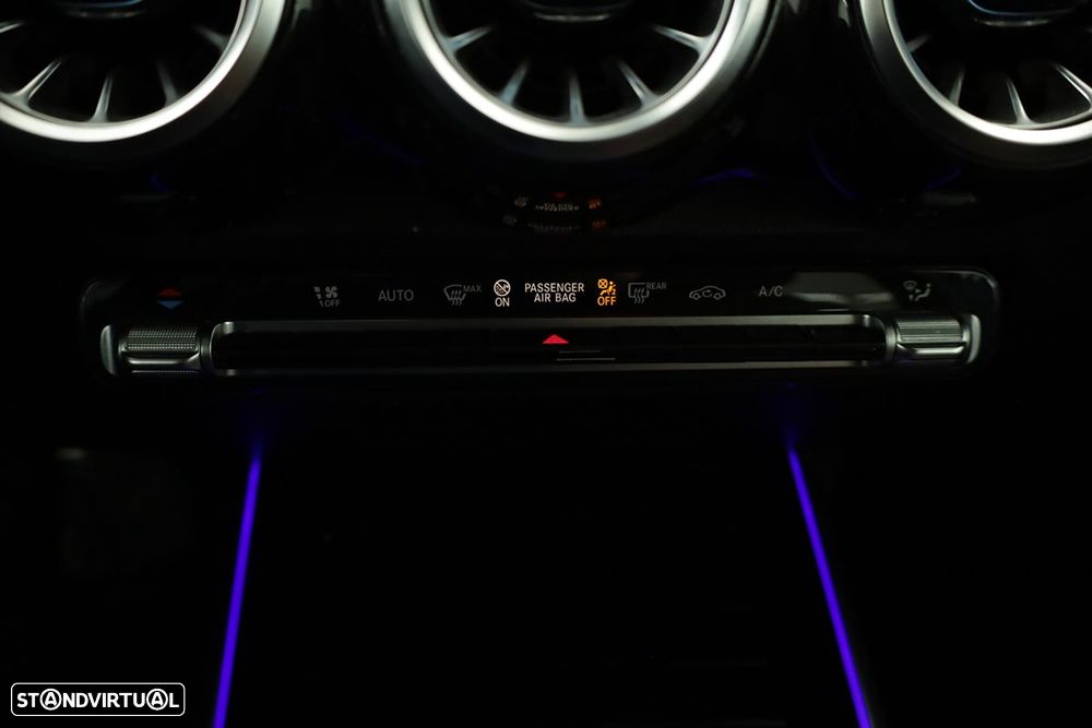 Mercedes-Benz GLB 180 d AMG Line - 13