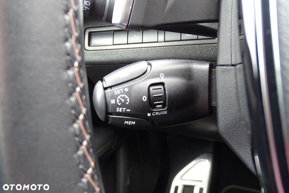 Peugeot 3008 2.0 BlueHDi GT S&S EAT8 - 40
