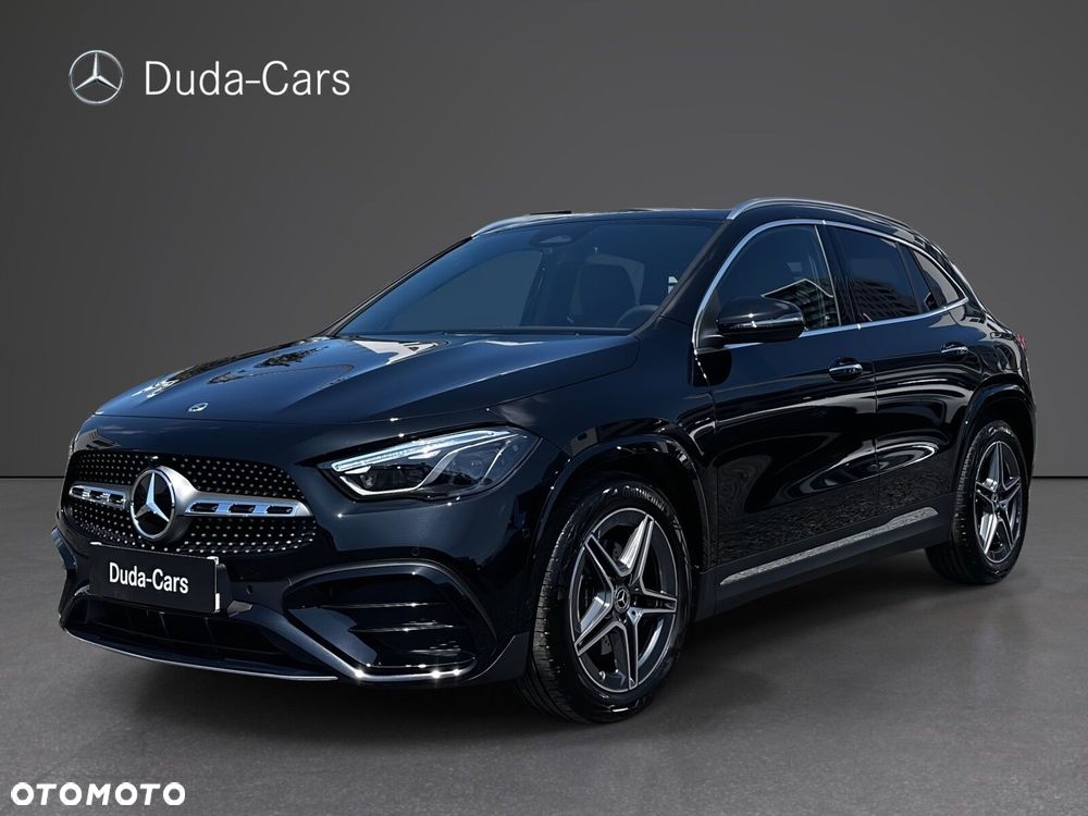 Mercedes-Benz GLA 180 AMG Line - 3