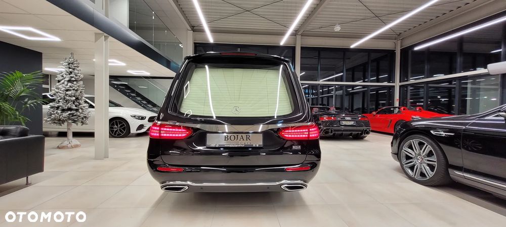 Mercedes-Benz Klasa E 200 d Exclusive - 19