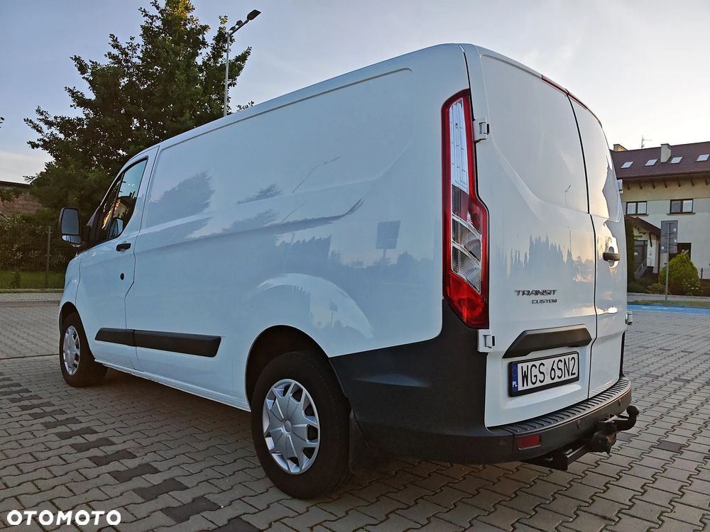 Ford TRANSIT CUSTOM - 11