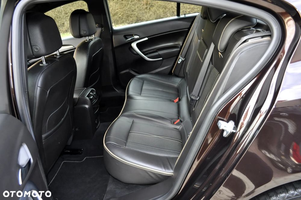 Opel Insignia 2.0 CDTI automatik Business Edition - 24