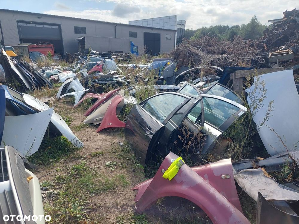 KOMPLETNY PRZÓD MASKA ZDERZAK BŁOTNIKI LAMPY VOLKSWAGEN PASSAT B5 LB2Z - 18