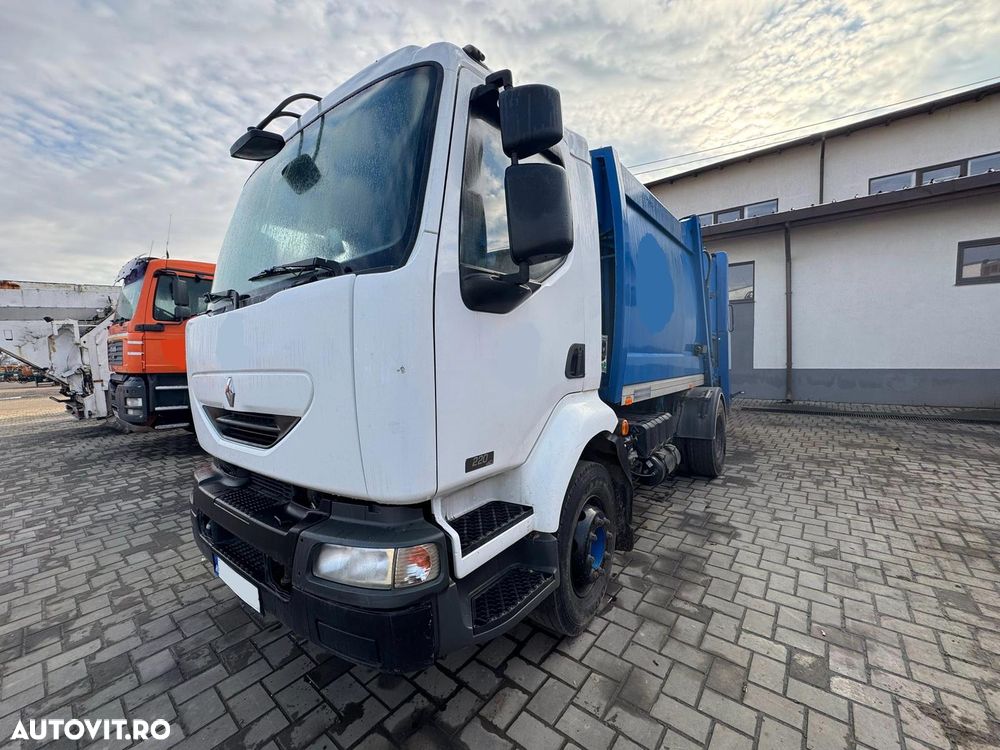 Renault MIDLUM 220 dCi - 1