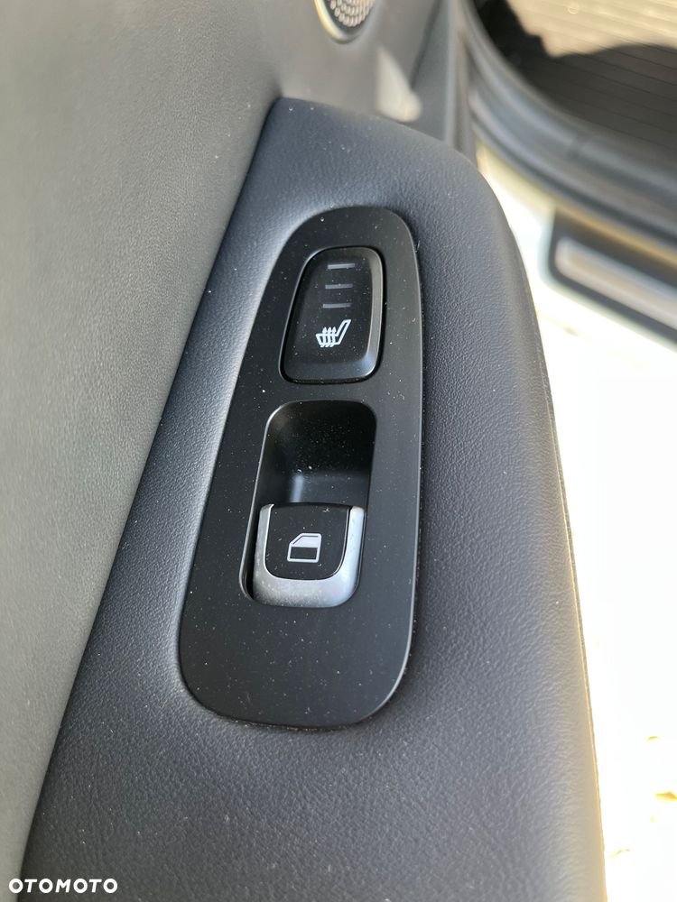 Kia Stinger 3.3 T-GDI V6 GT AWD - 14