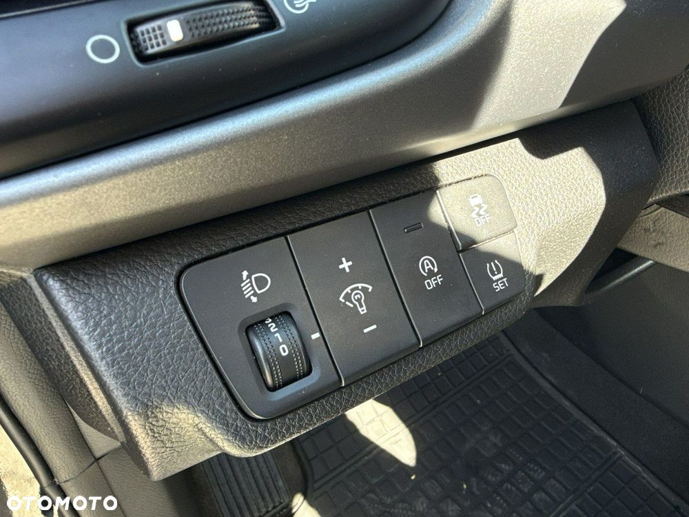 Kia Rio 1.2 M - 18
