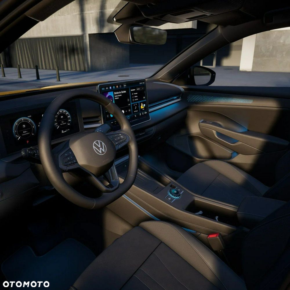 Volkswagen T-Roc - 18