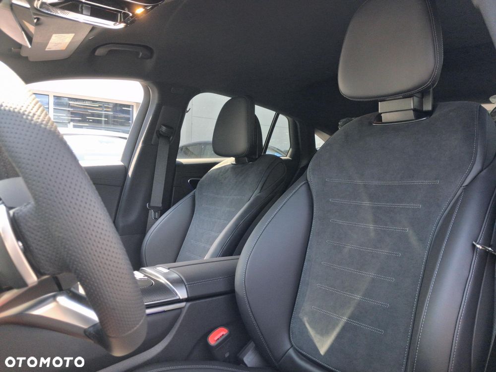 Mercedes-Benz GLC 300 mHEV 4-Matic AMG Line - 4