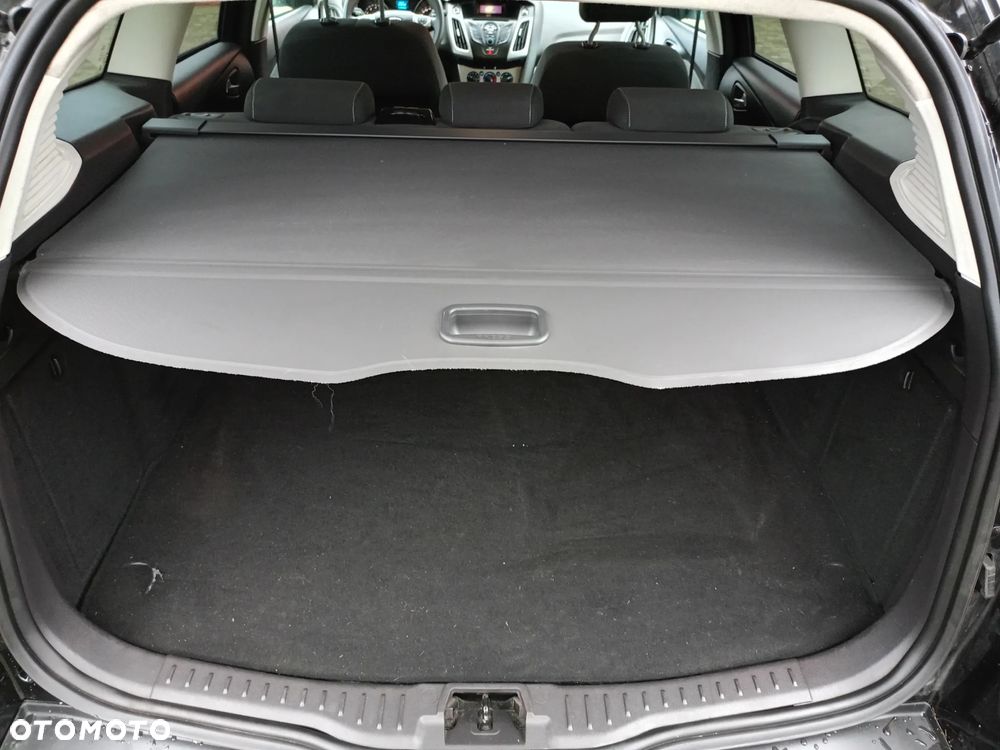 Ford Focus 1.6 TI-VCT Champions Edition - 16