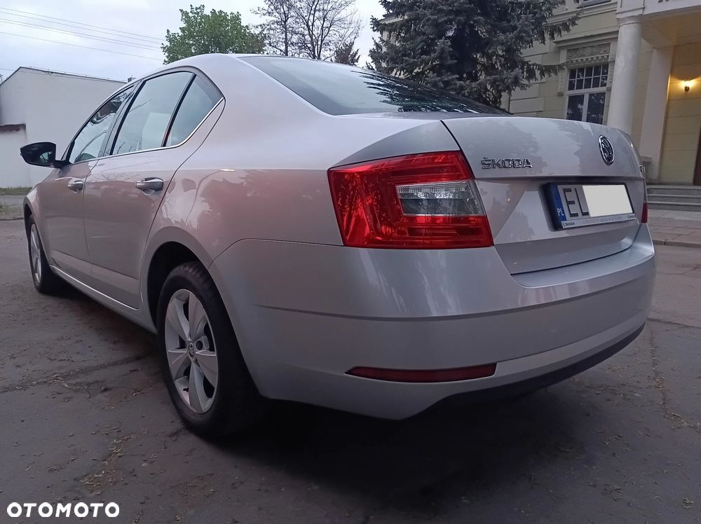 Skoda Octavia 1.6 TDI Ambition - 3
