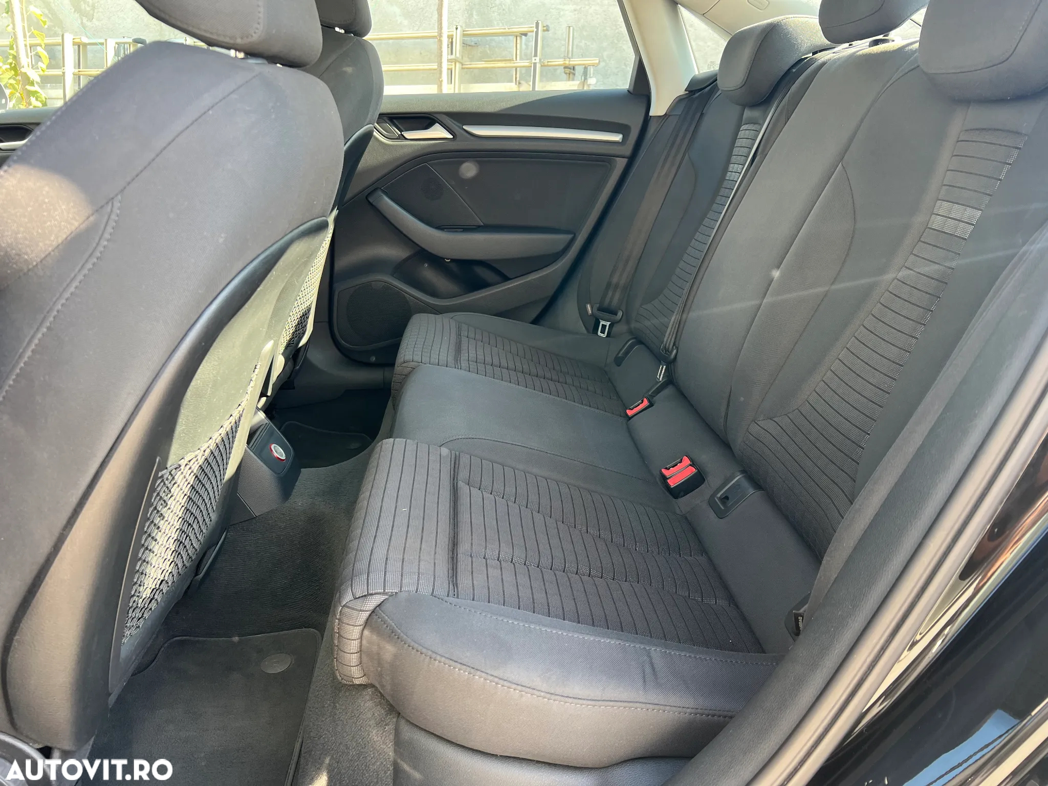 Audi A3 Sportback 1.6 TDI clean Stronic Ambiente - 7
