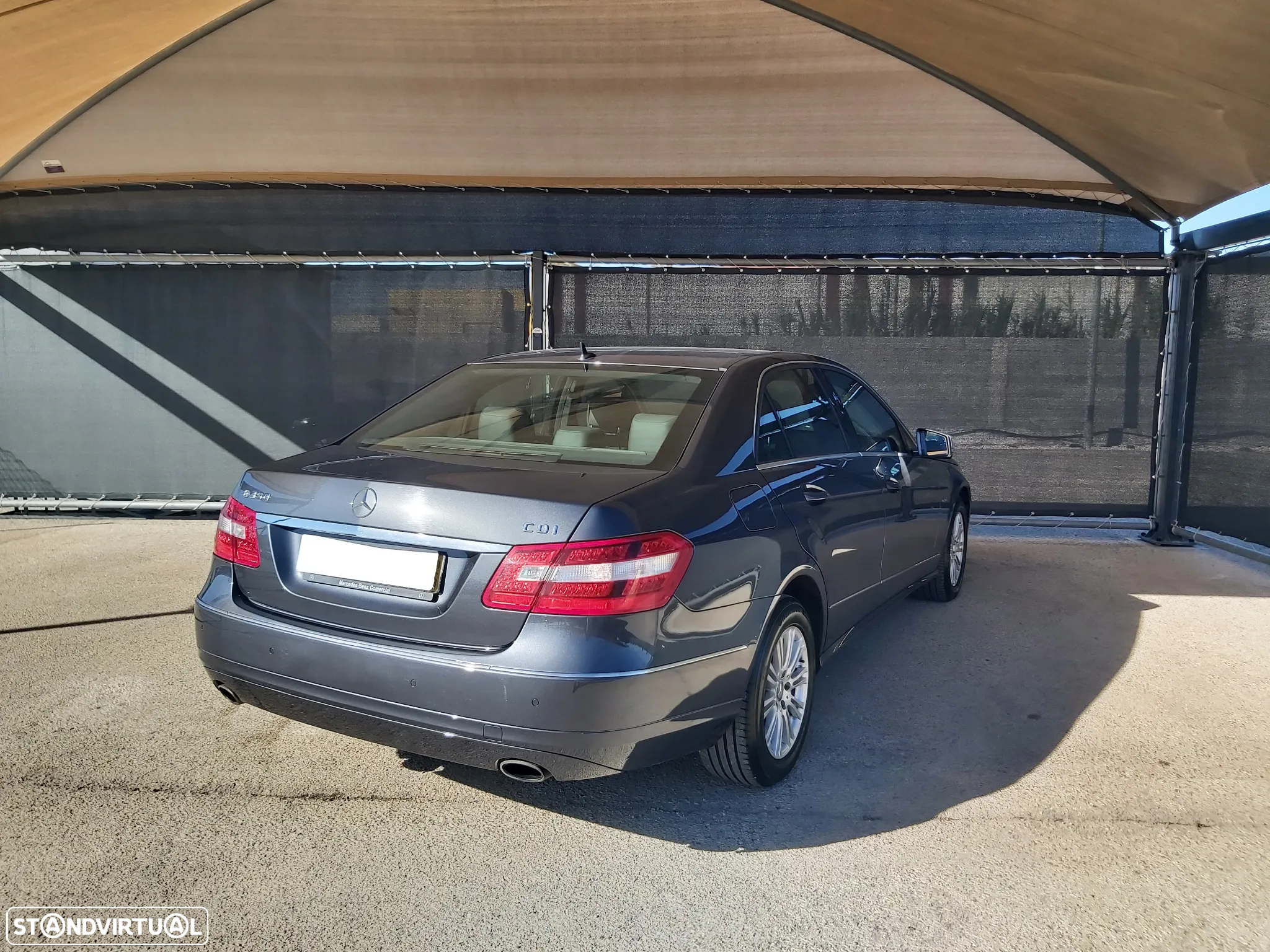 Mercedes-Benz E 350 CDi Elegance BlueEfficiency - 22