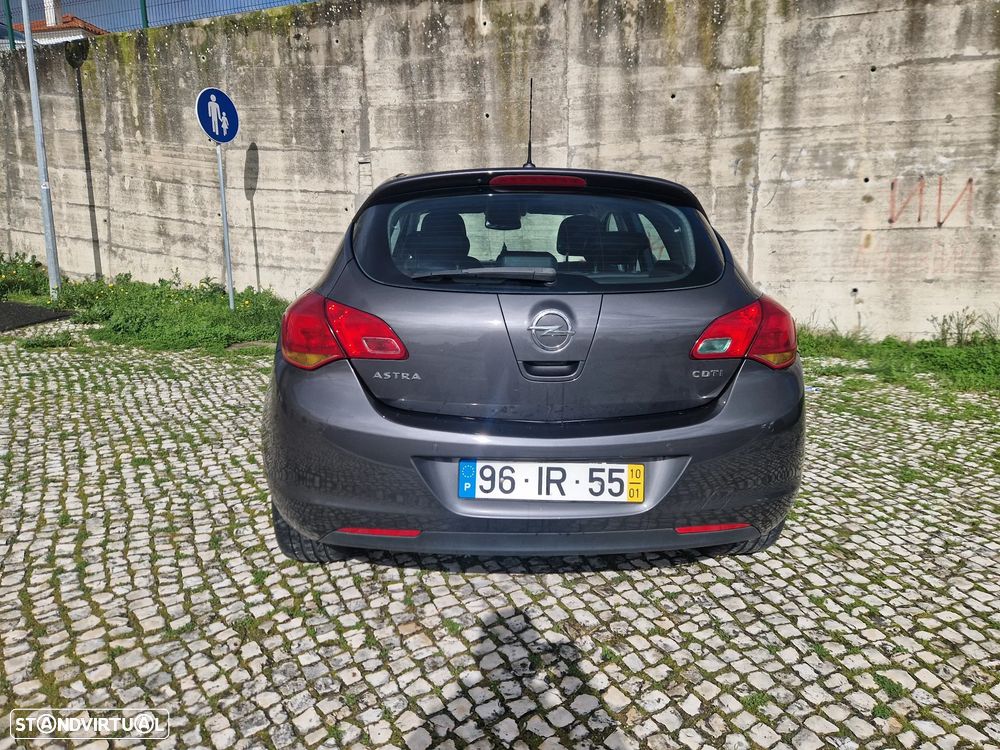 Opel Astra 1.7 CDTI Cosmo - 7
