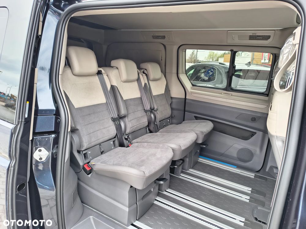 Volkswagen California - 11
