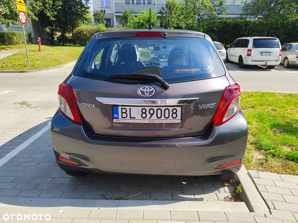 Toyota Yaris 1.0 Premium - 7