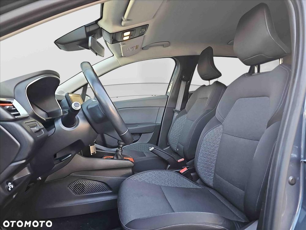 Renault Clio - 15