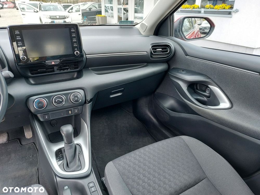 Toyota Yaris - 20