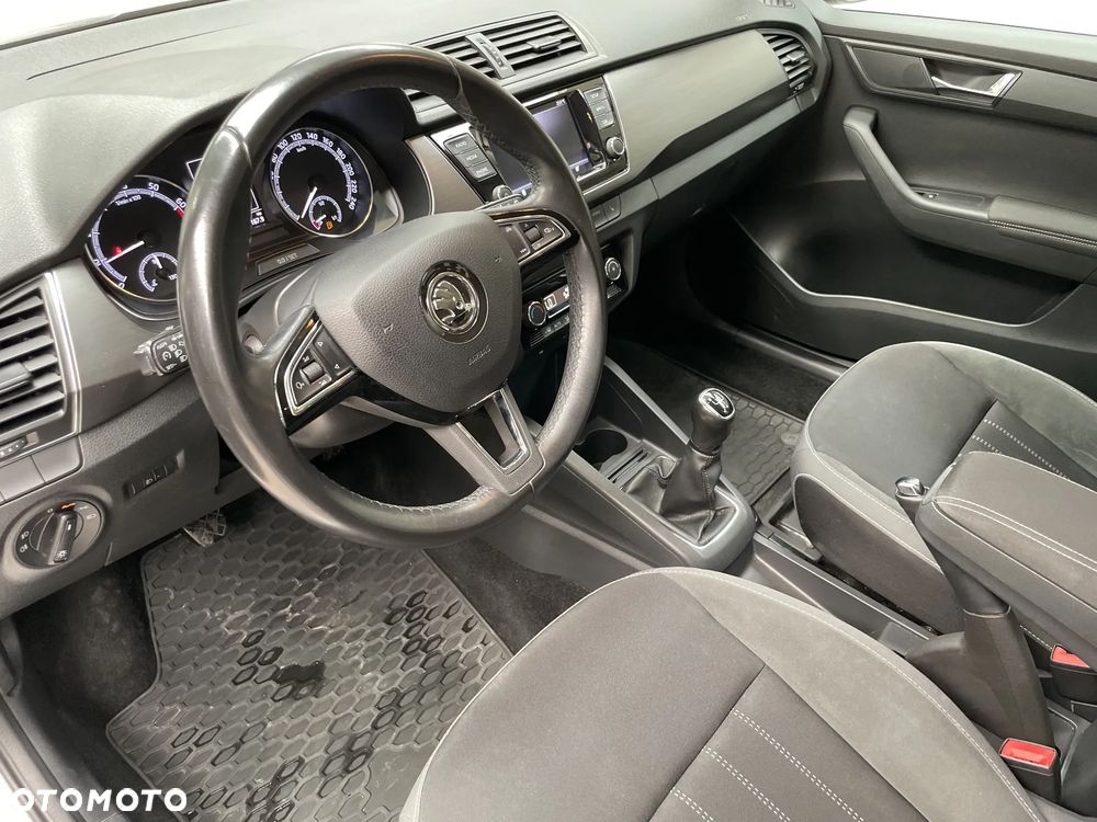Skoda Fabia 1.0 TSI Style - 10