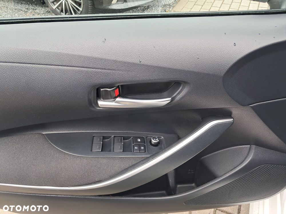 Toyota Corolla 1.8 Hybrid Comfort - 11