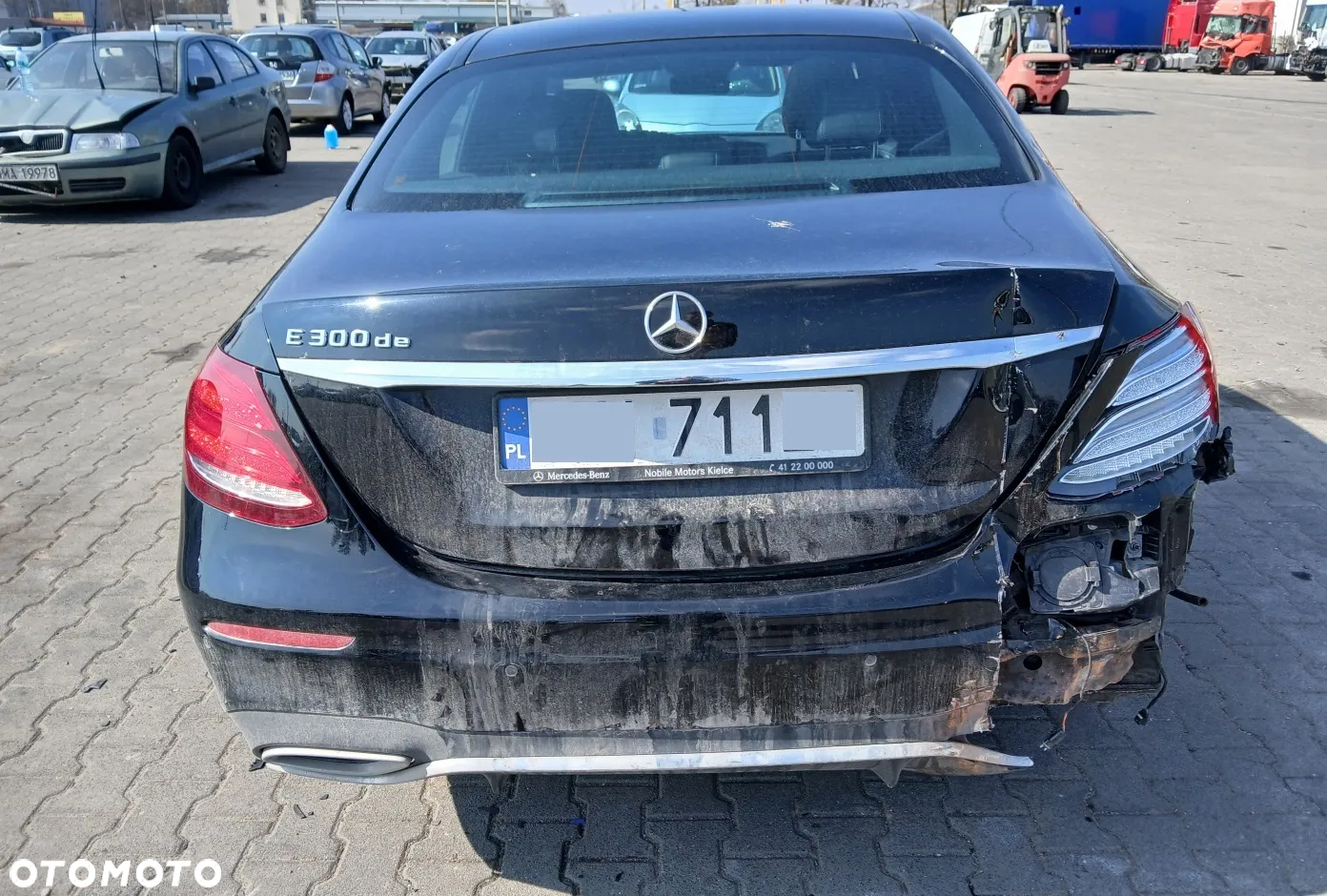Mercedes-Benz Klasa E 300 de 9G-TRONIC - 3