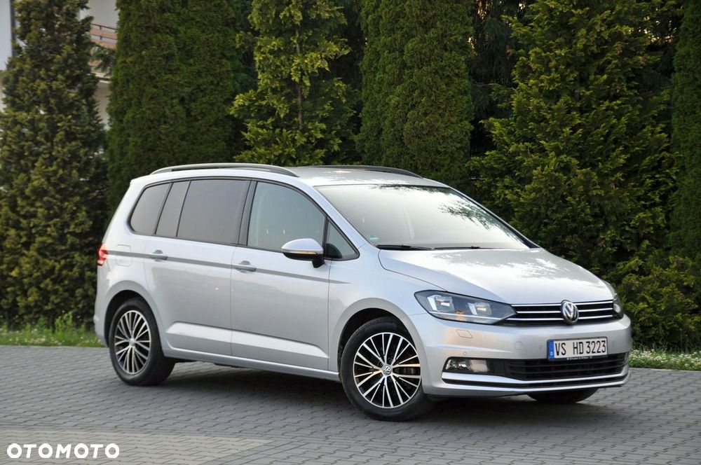 Volkswagen Touran - 3