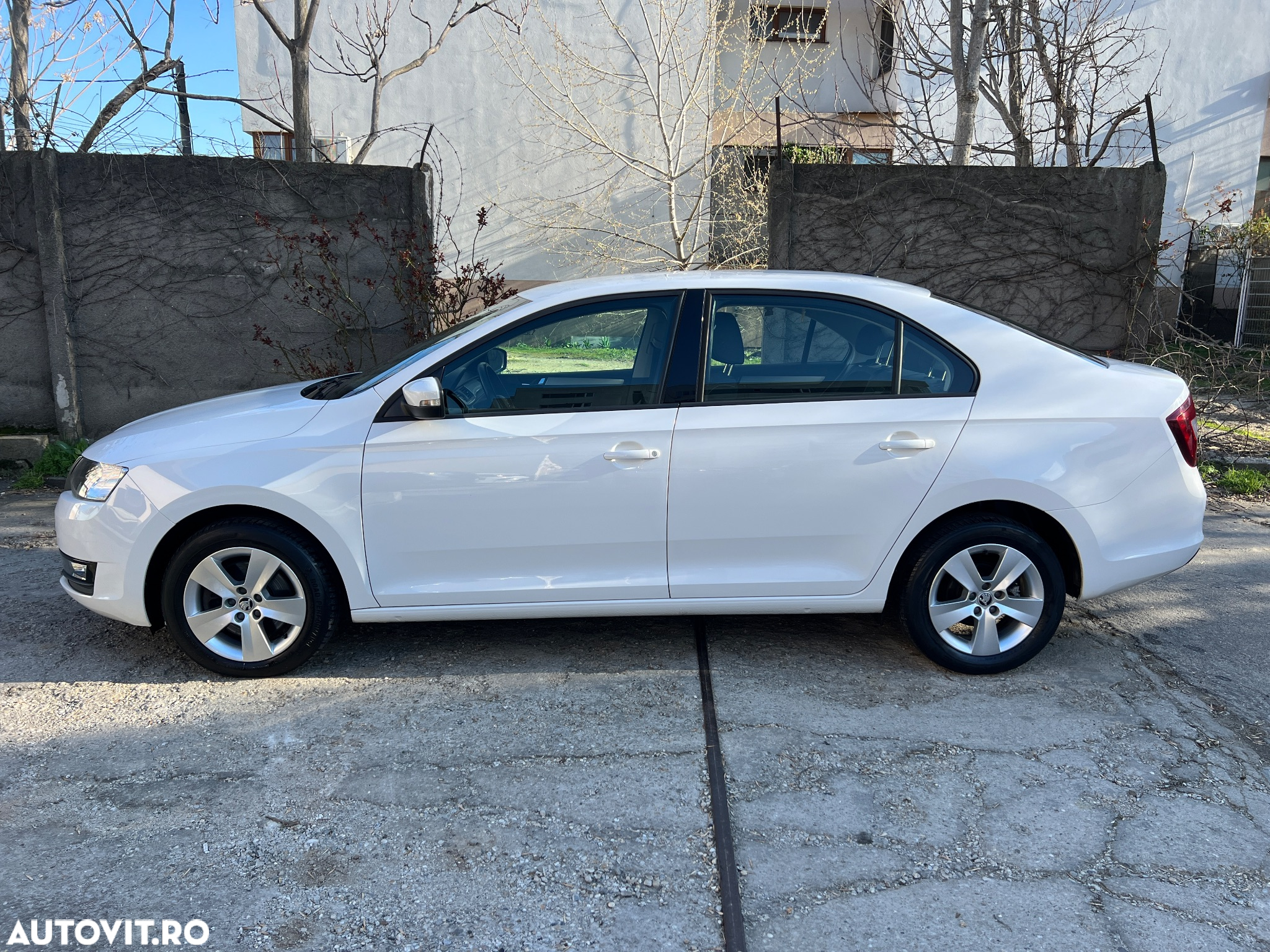 Skoda RAPID 1.0 TSI Style - 15