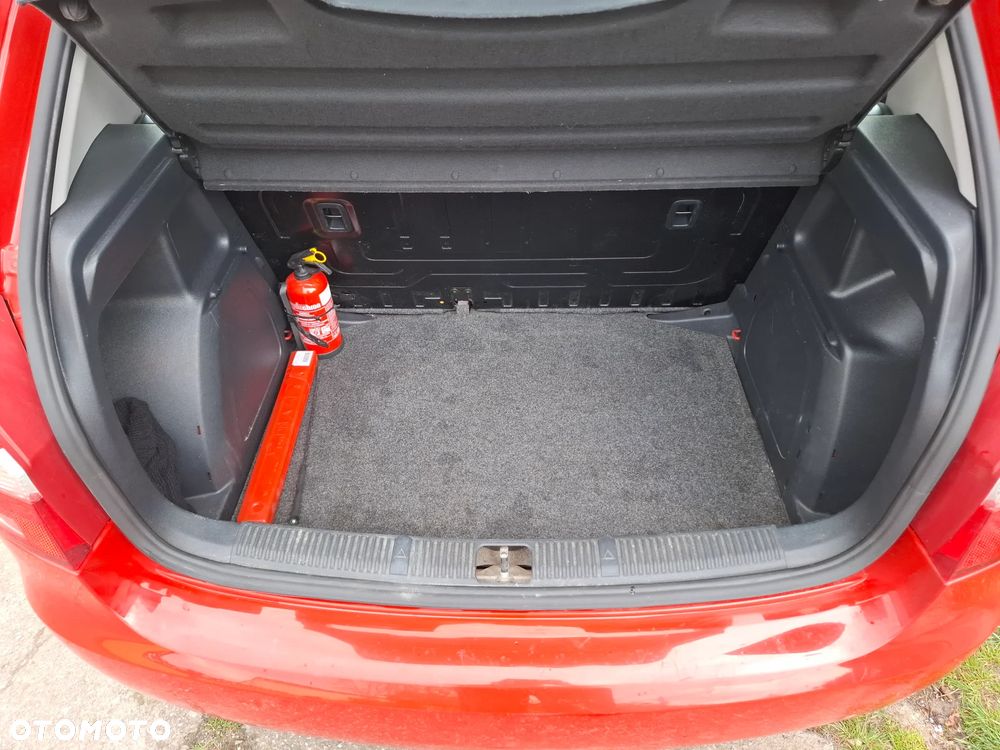 Skoda Fabia 1.2 HTP - 6