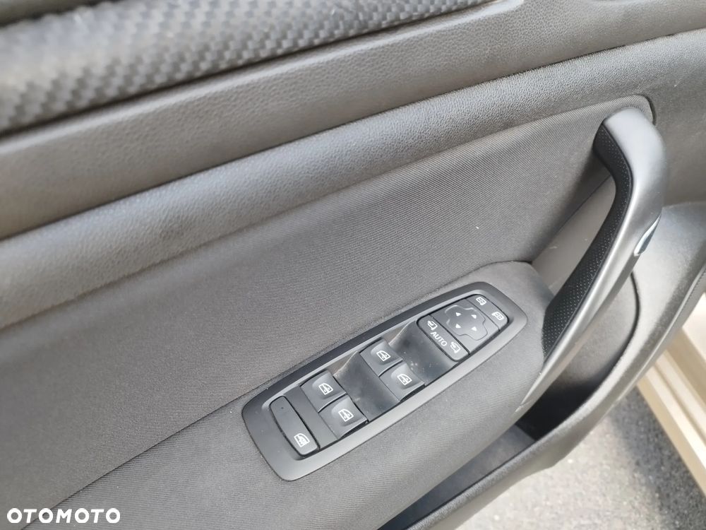 Renault Megane 1.5 dCi Zen - 11