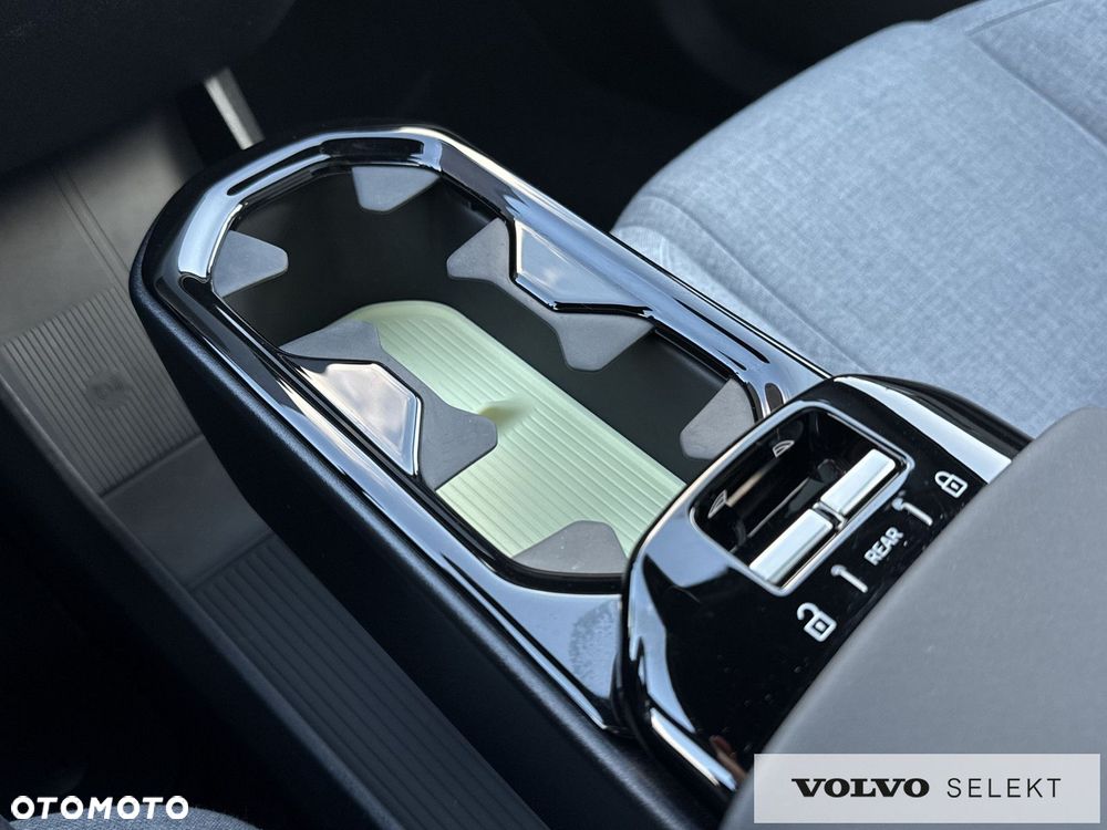 Volvo EX30 - 29