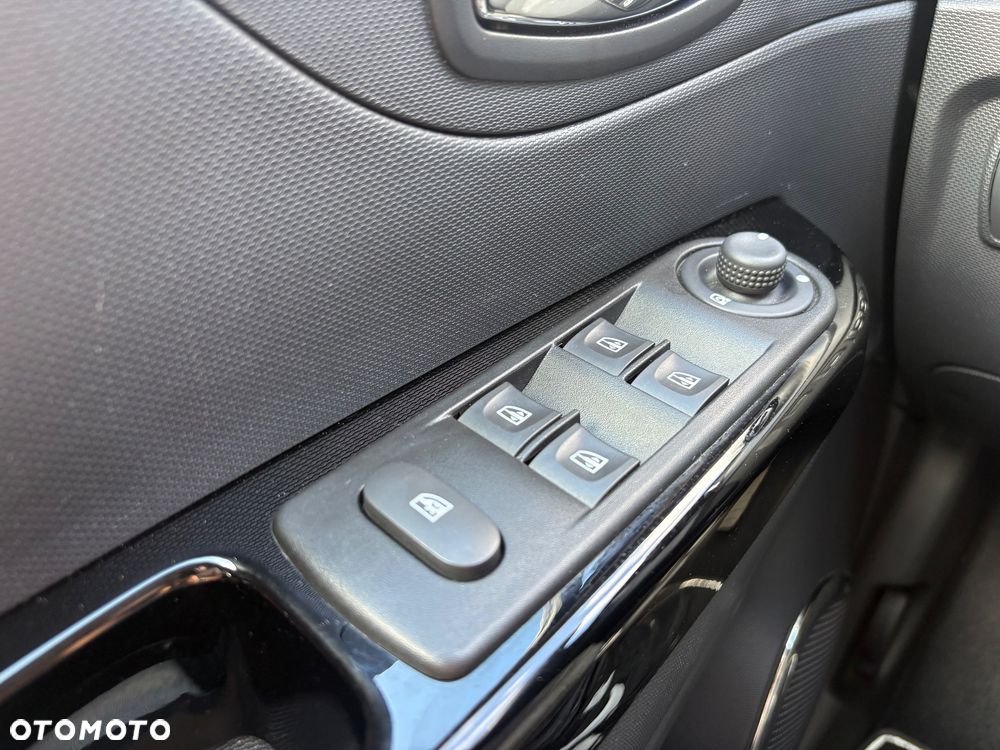 Renault Captur ENERGY TCe 90 Start&Stop Intens - 16
