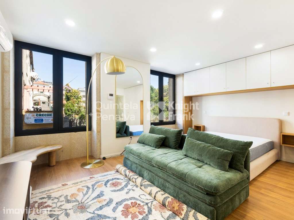 Apartamento T0 no centro do Porto no Bonfim - Grande imagem: 3/23