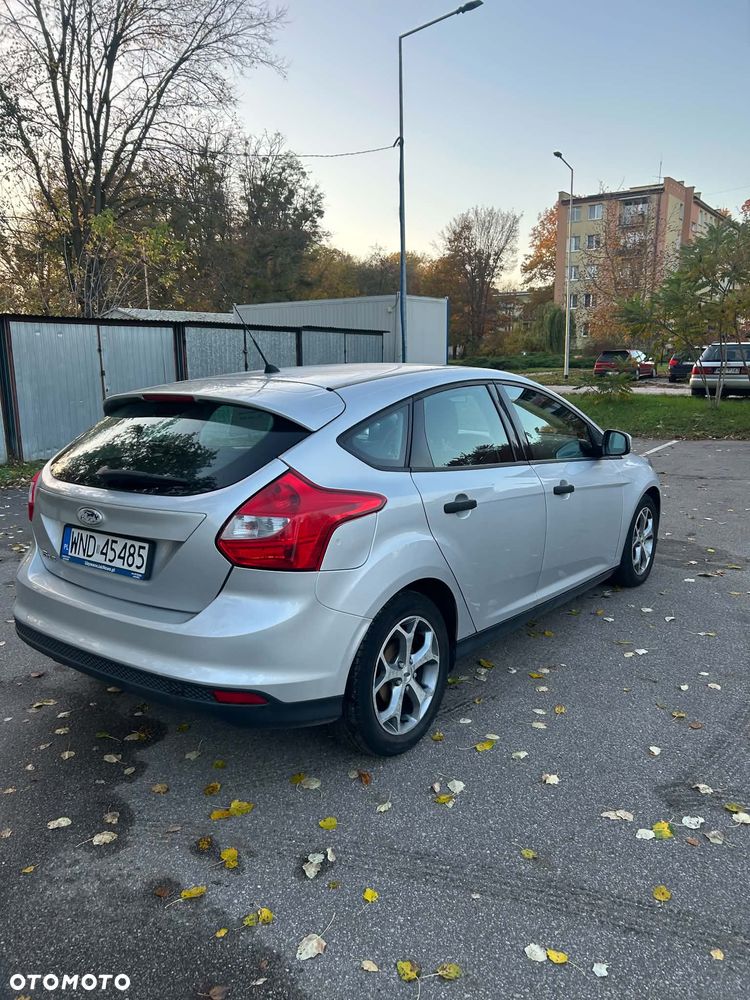 Ford Focus - 8
