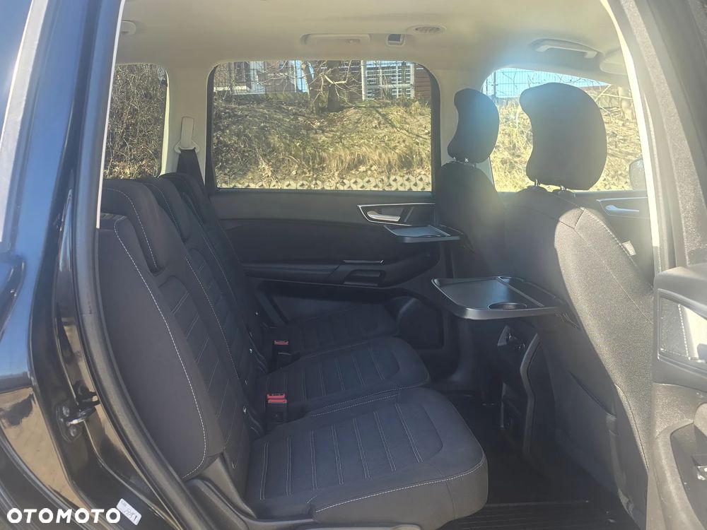 Ford Galaxy - 13