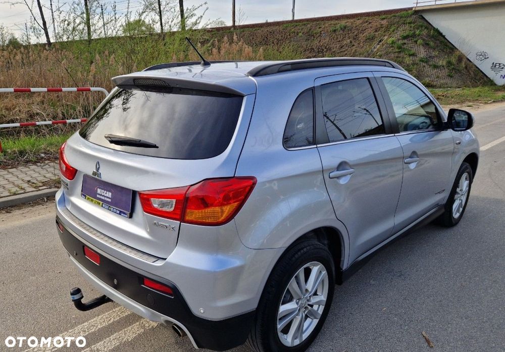 Mitsubishi ASX - 8