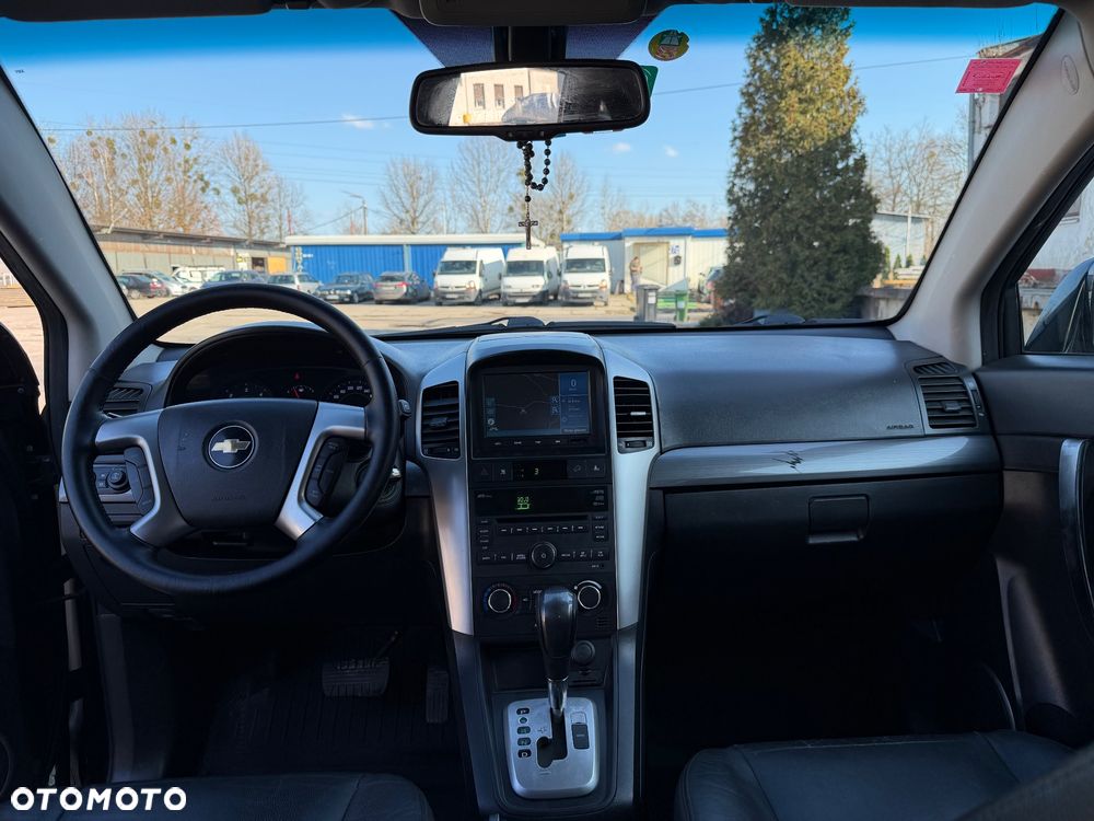 Chevrolet Captiva 2.0 4WD 7 Sitzer Automatik LT Exclusive - 18