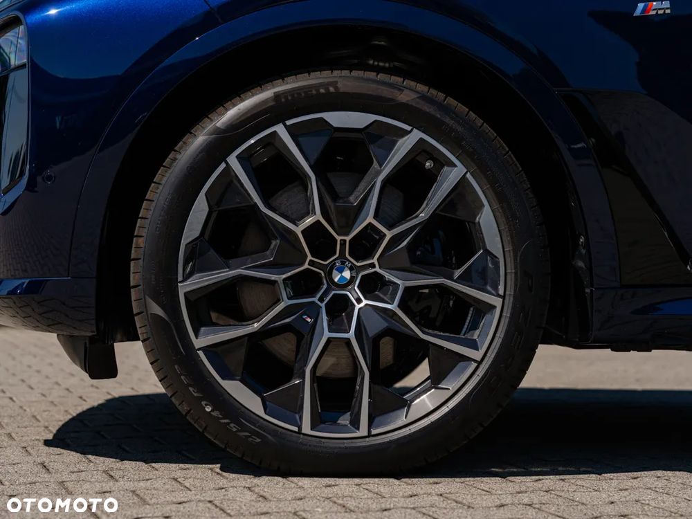 BMW X7 - 6